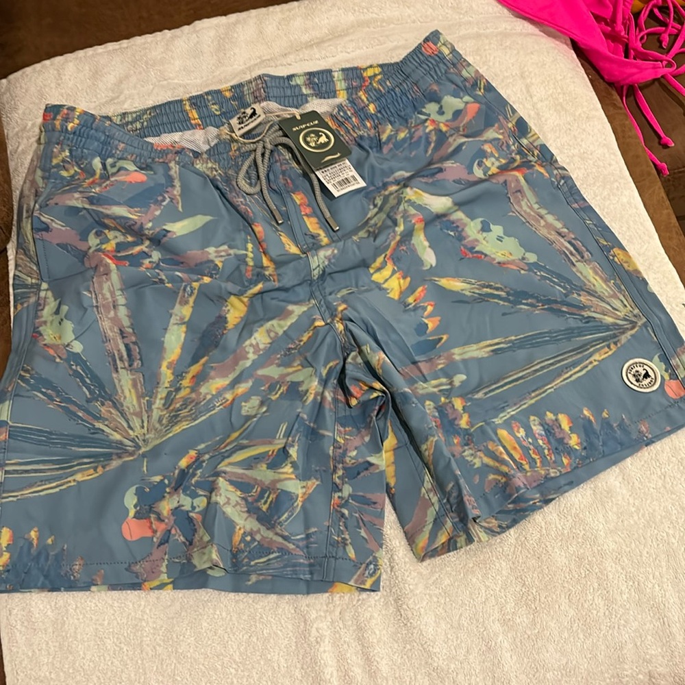 Men’s swim trunks